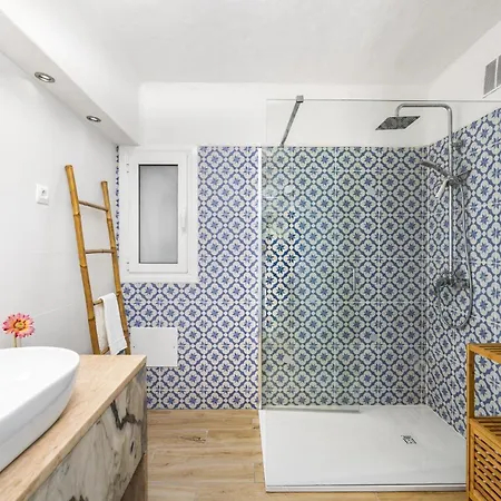 فيلة Lilly By البوفيرا